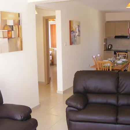 Nissi Elena Deluxe Apartament Ajia Napa
